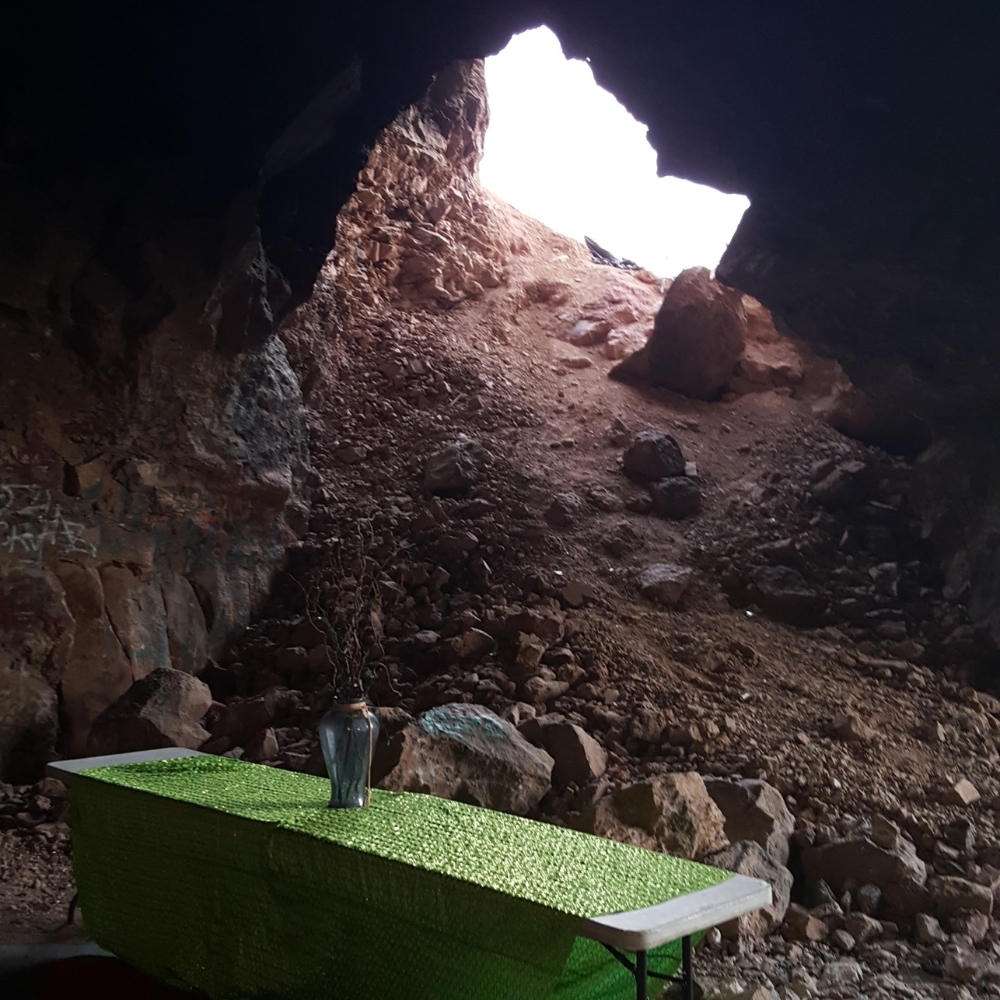 affordable_abandoned_mine_wedding_catering