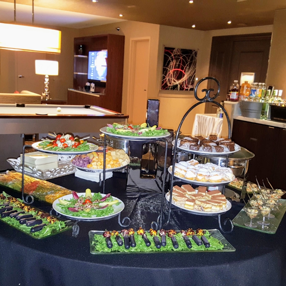 last_minute_hotel_suite_catering_services