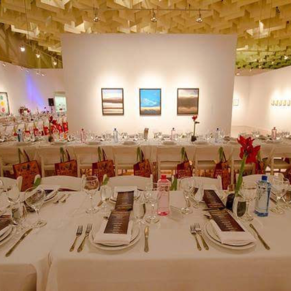 Project Dinner Table Unique Catering Ideas